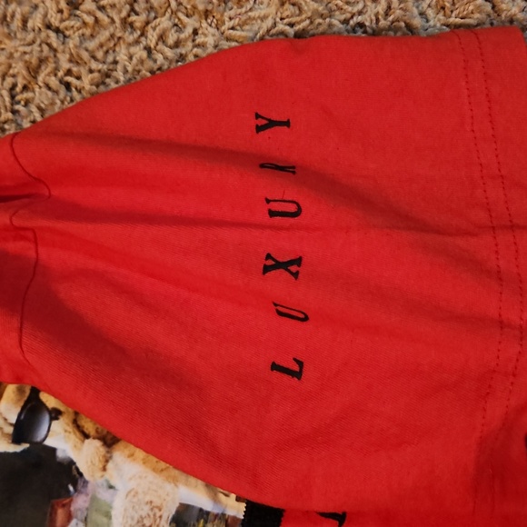 CR 24 Luxury Red Graphic Short Sleeve T-Shirt Size Medium - Picture 4 of 5